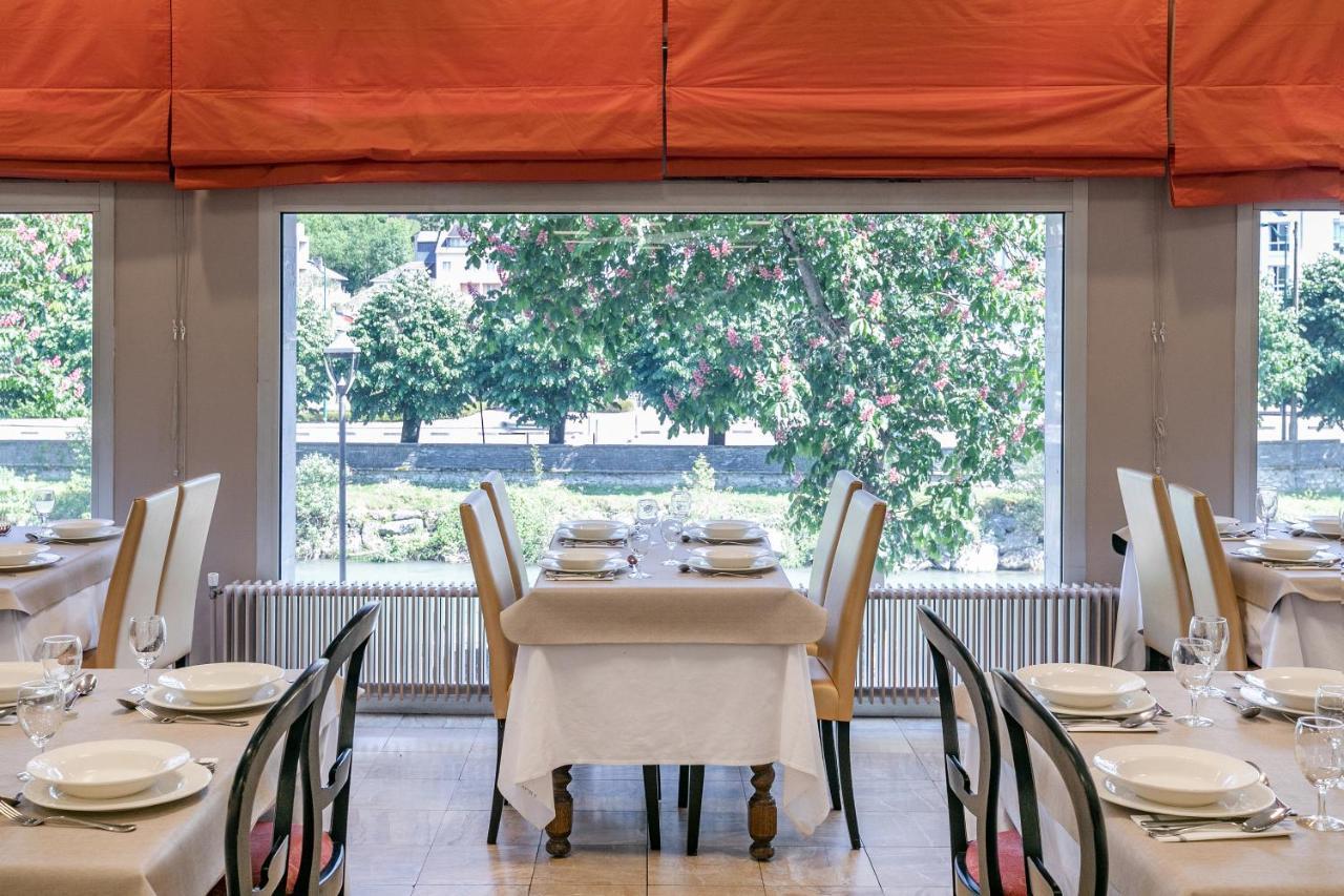 Hotel Miramont Lourdes Bagian luar foto