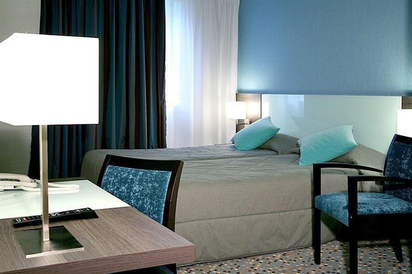 Hotel Miramont Lourdes Bagian luar foto