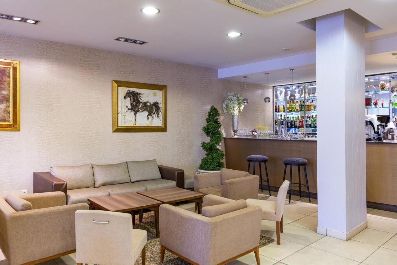 Hotel Miramont Lourdes Bagian luar foto