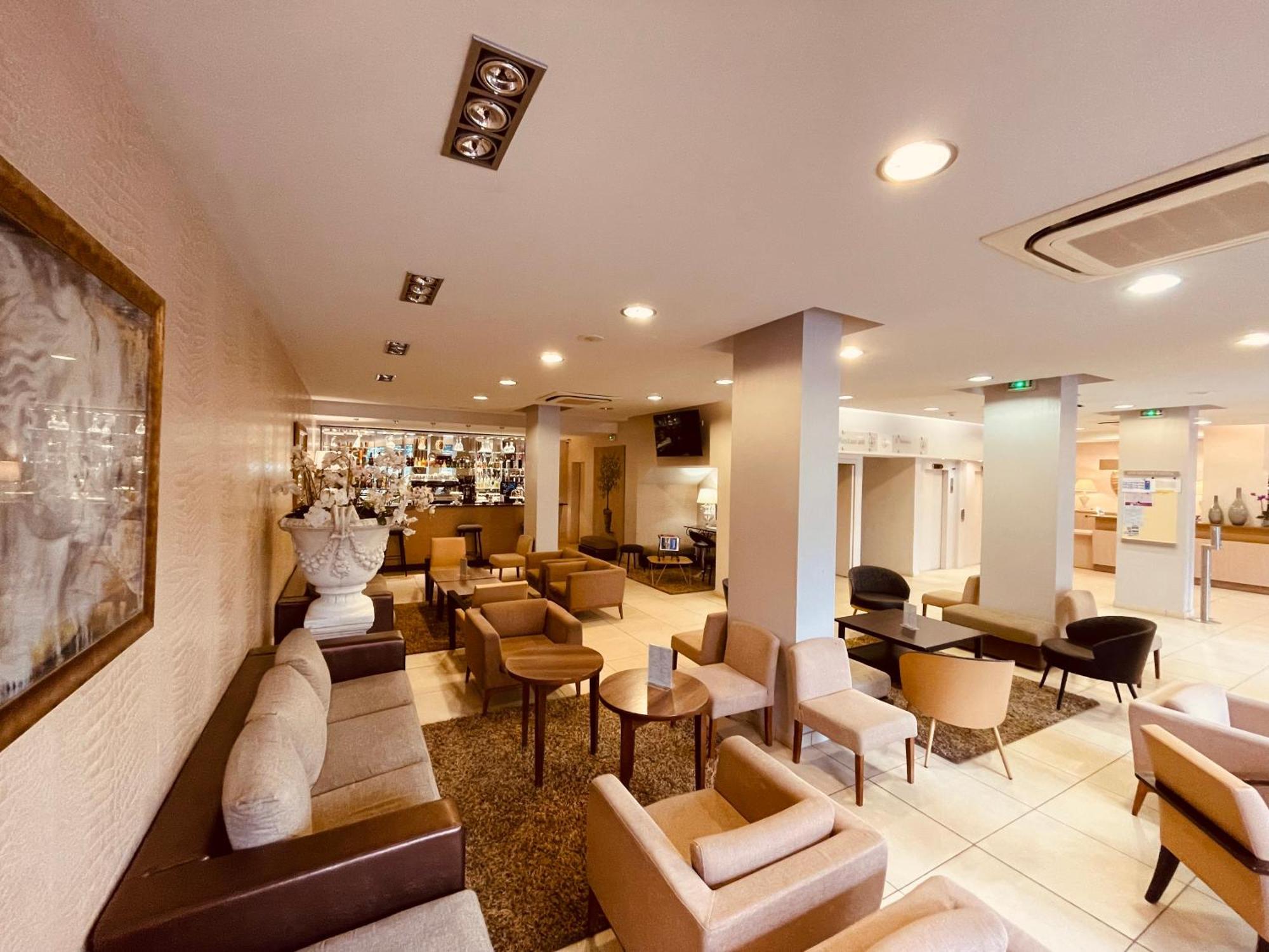 Hotel Miramont Lourdes Bagian luar foto