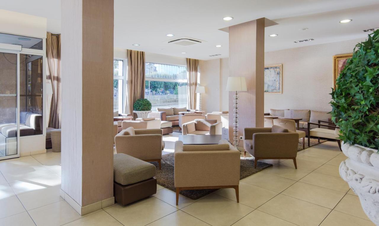Hotel Miramont Lourdes Bagian luar foto